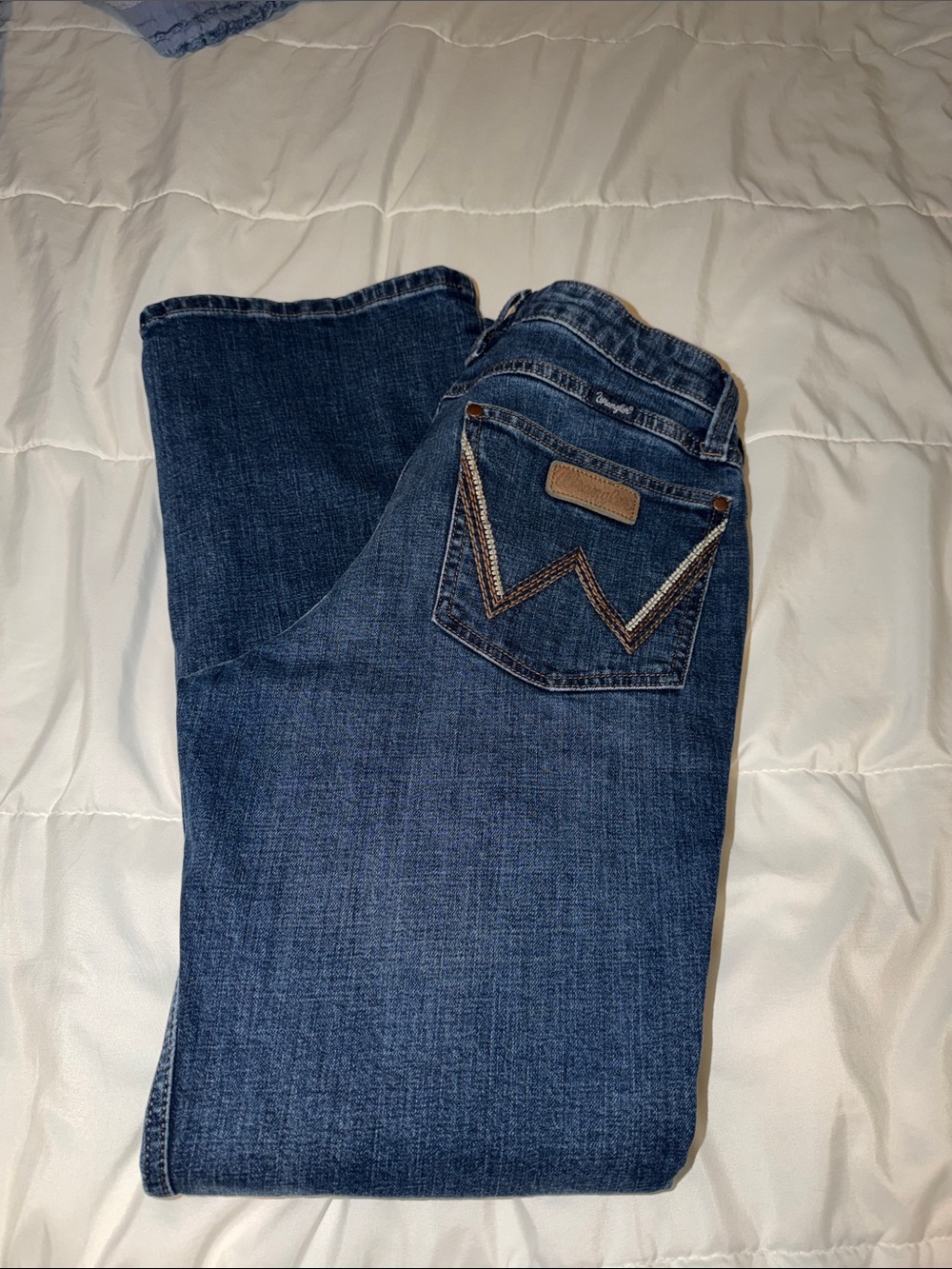 Wrangler Women’s Dark Blue Boot Cut Jeans with Embroidered Pocket